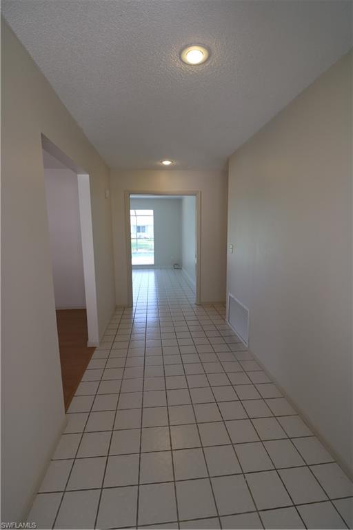 LAUREL OAKS - Residential