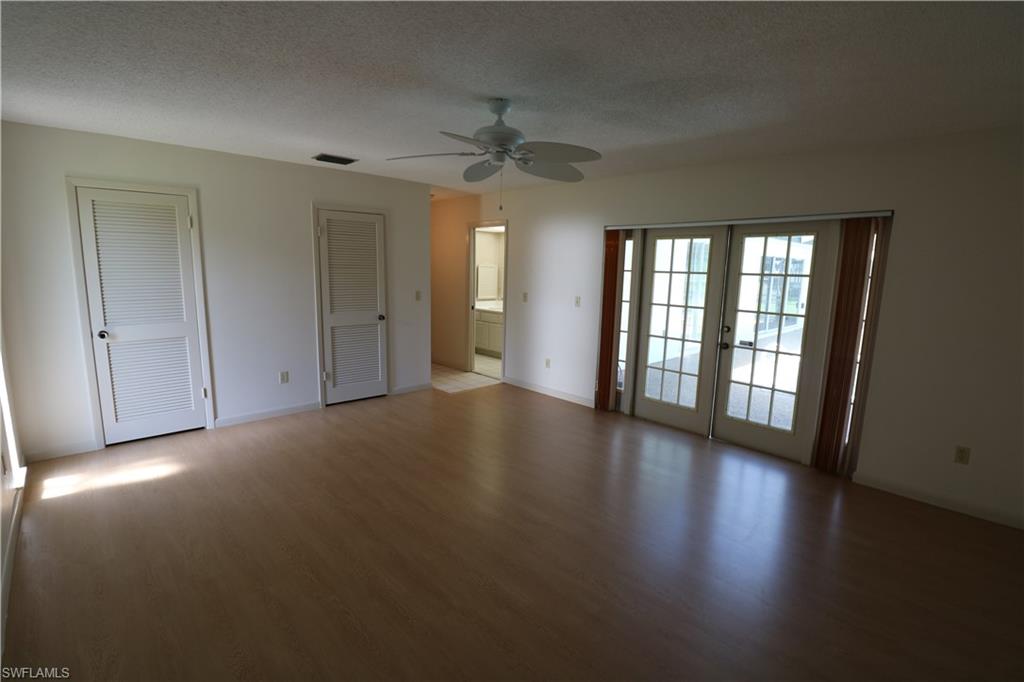 LAUREL OAKS - Residential