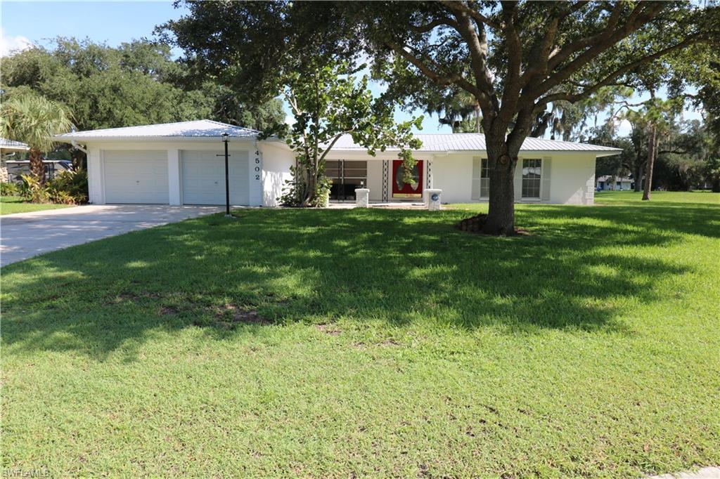 LAUREL OAKS - Residential