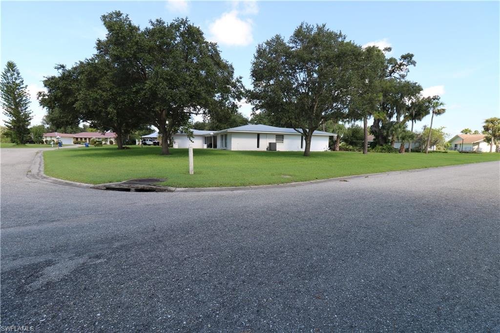 LAUREL OAKS - Residential