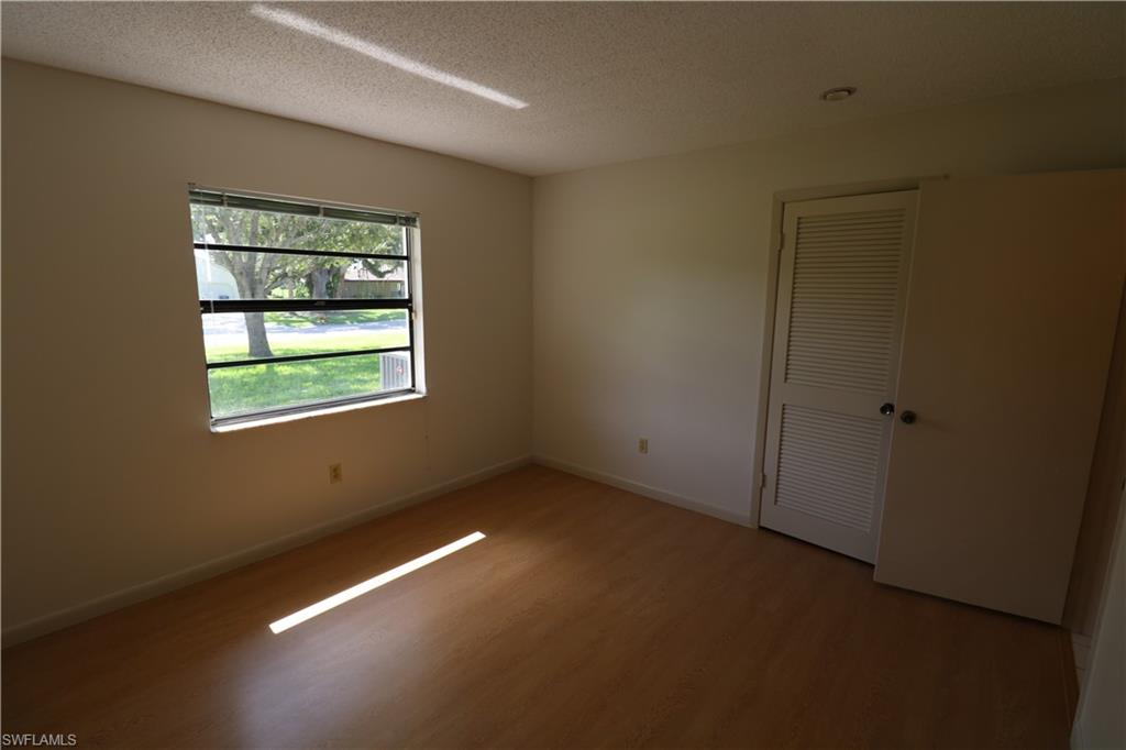 LAUREL OAKS - Residential