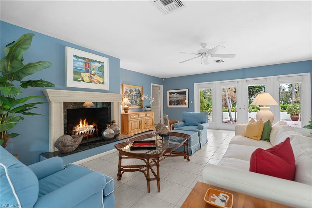 OLDE NAPLES - Residential