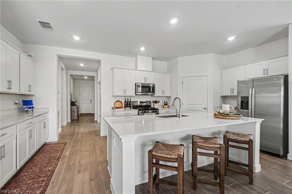 TUCKERS COVE - Residential