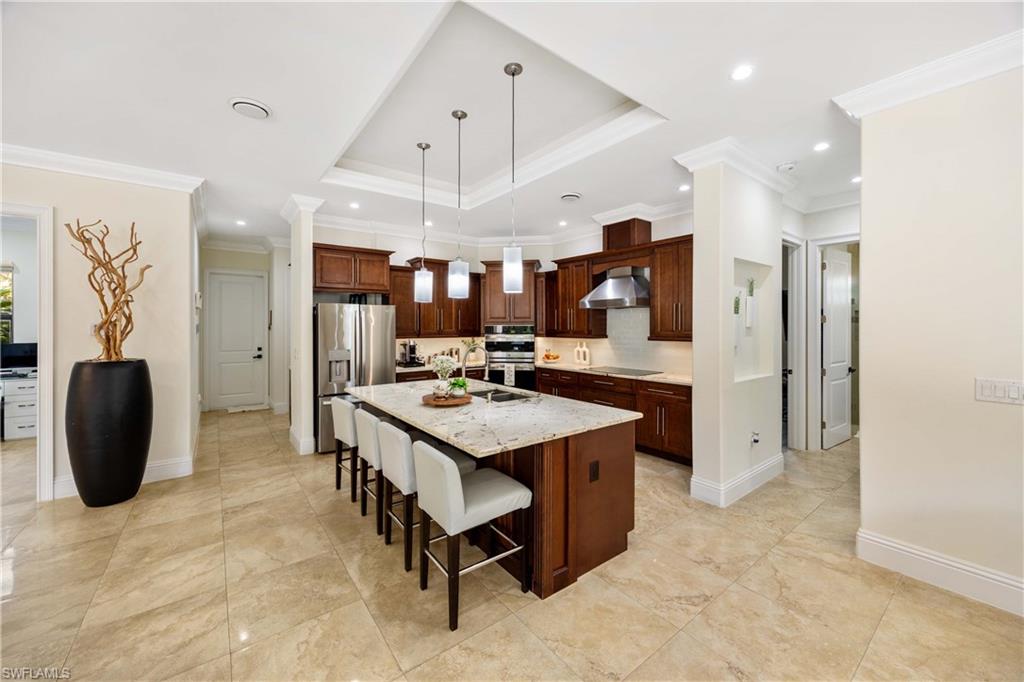 GOLDEN GATE ESTATES - Residential