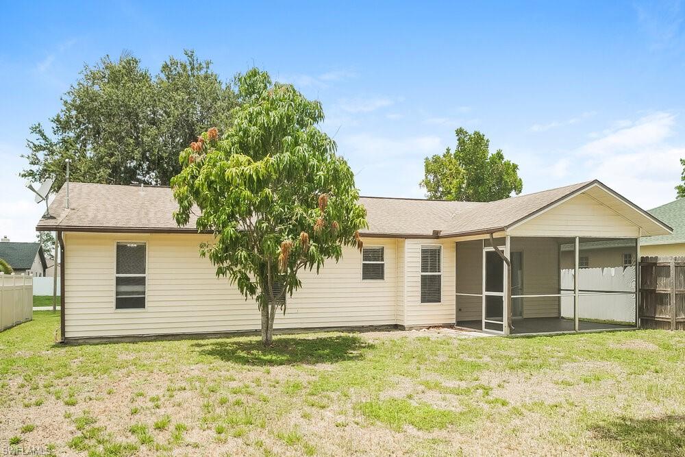 CAPE CORAL - Residential Lease