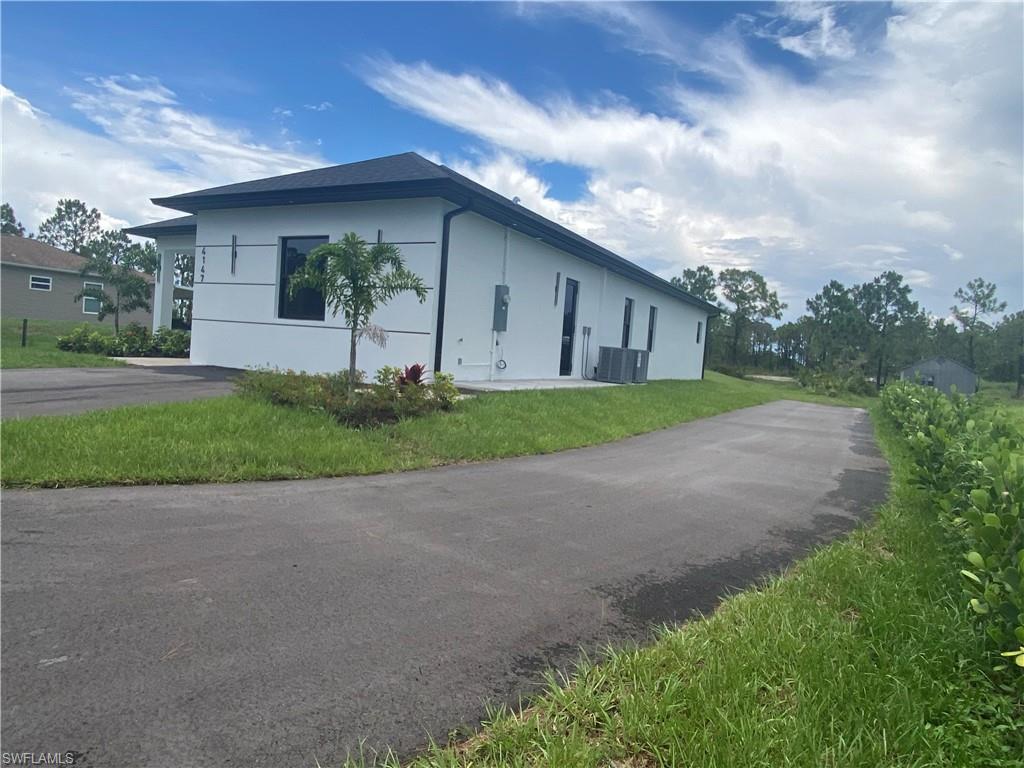 GOLDEN GATE ESTATES - Residential