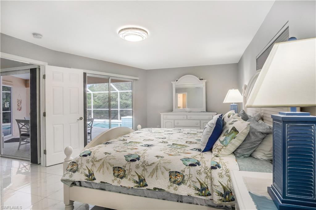 CHARLOTTE SHORES - Residential