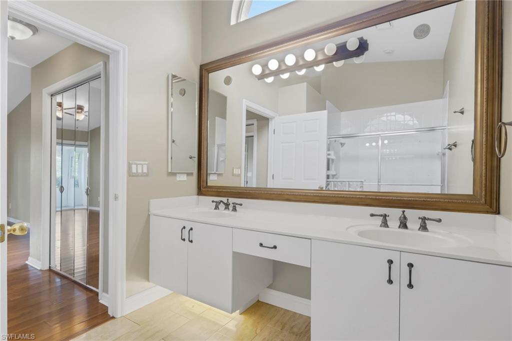WILLIAMSBURG - Residential