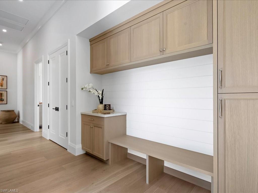 PINE RIDGE - Residential