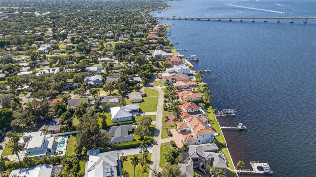 SEMINOLE ESTATES - Residential