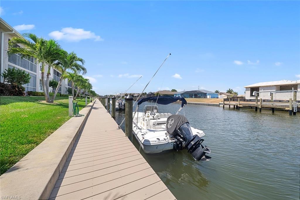 MOORINGS OF CAPE CORAL CONDO PHASE 1 - Residential