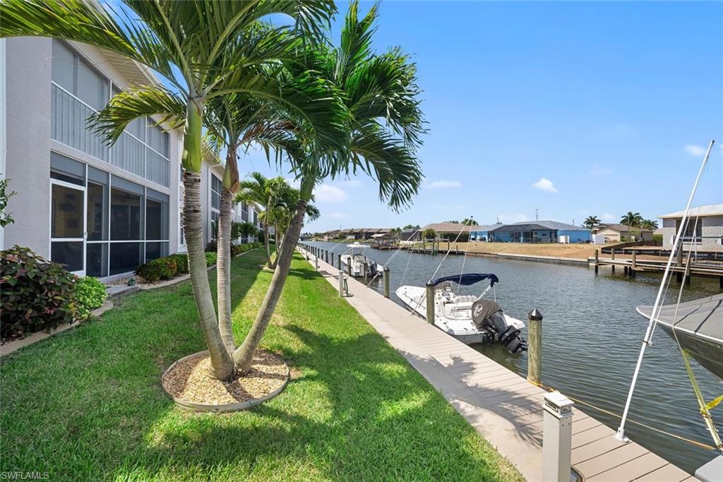 MOORINGS OF CAPE CORAL CONDO PHASE 1 - Residential