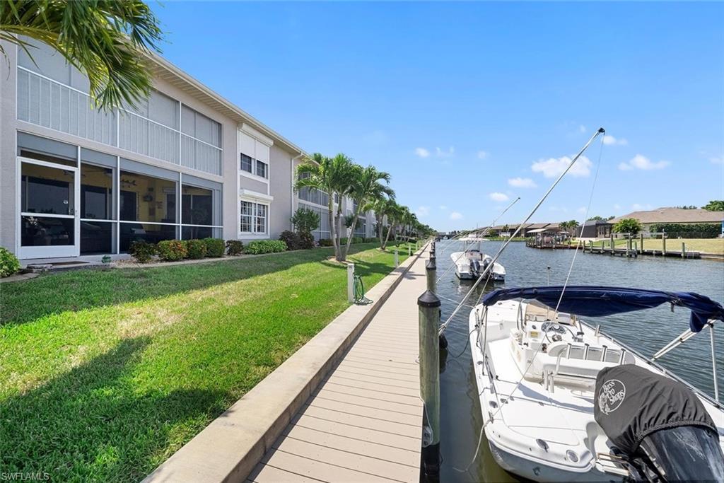 MOORINGS OF CAPE CORAL CONDO PHASE 1 - Residential