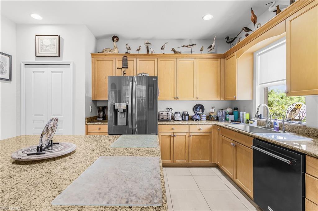 ISLAND ACRES - Residential