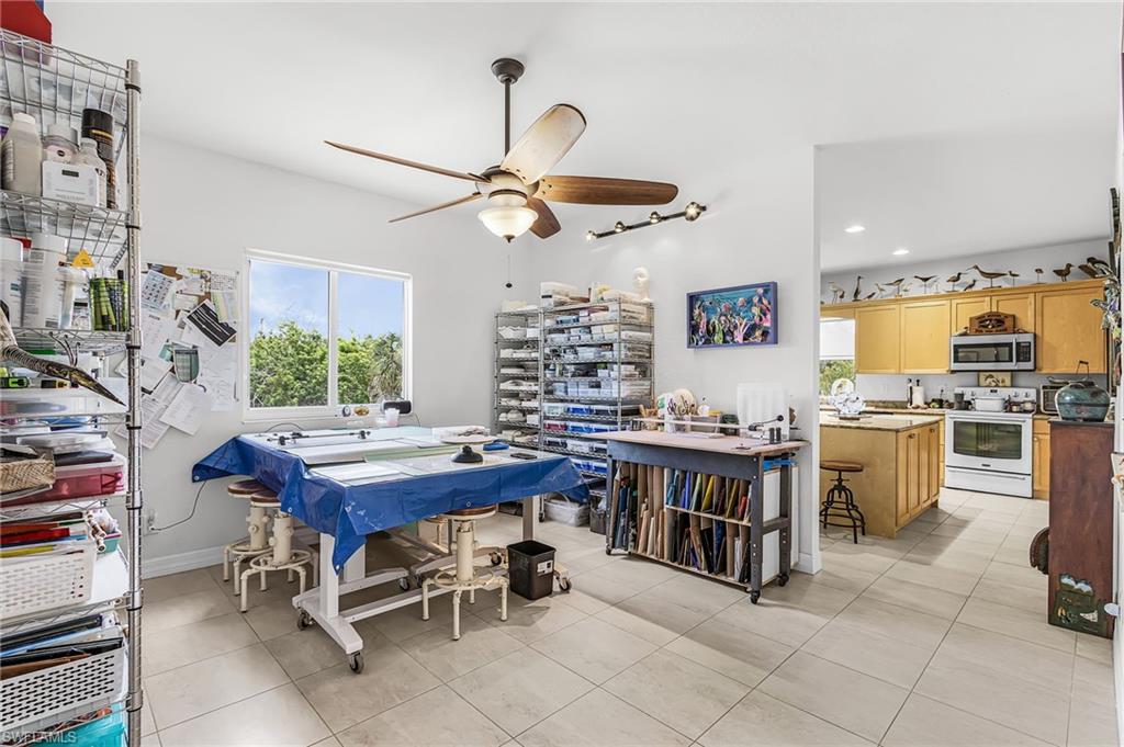ISLAND ACRES - Residential