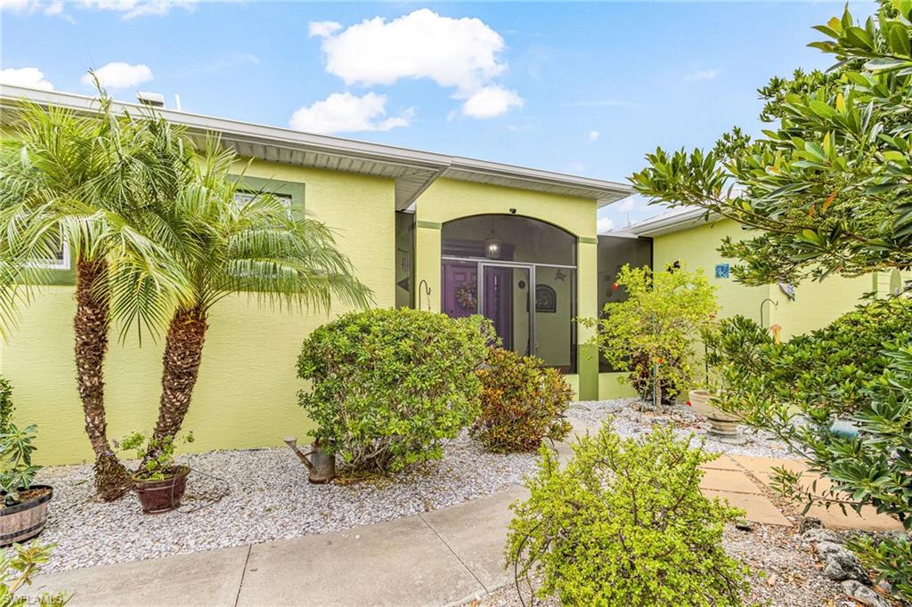 ISLAND ACRES - Residential