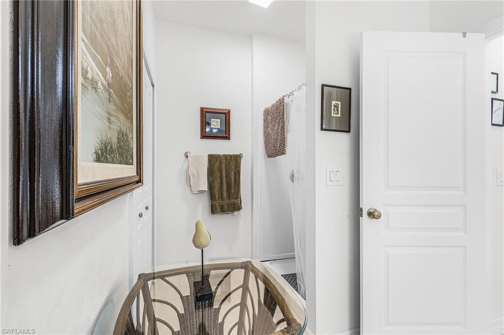 ISLAND ACRES - Residential