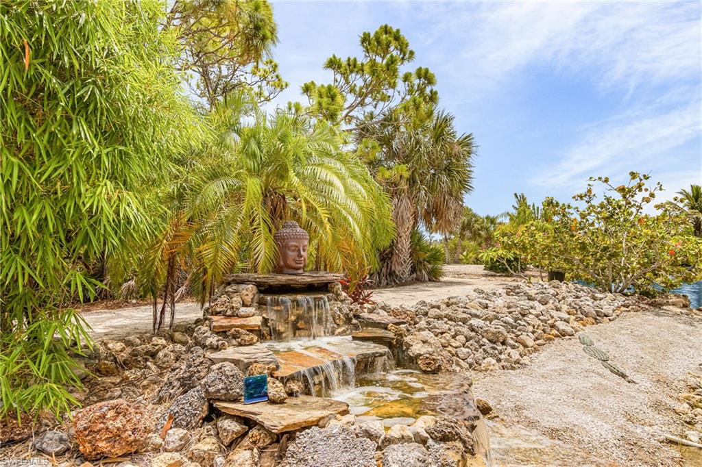 ISLAND ACRES - Residential