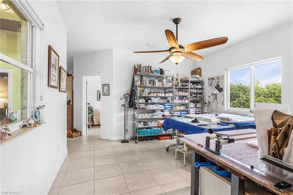 ISLAND ACRES - Residential