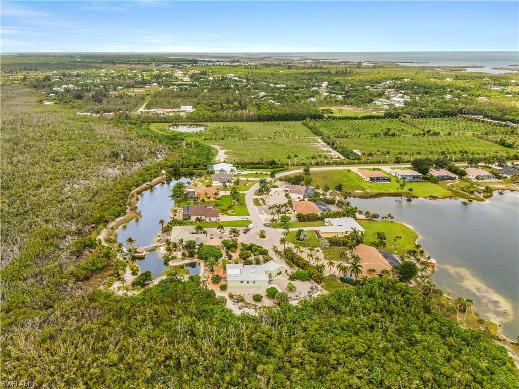 ISLAND ACRES - Residential