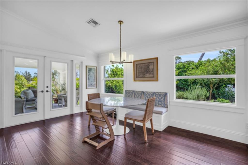 WILLOUGHBY ACRES - Residential