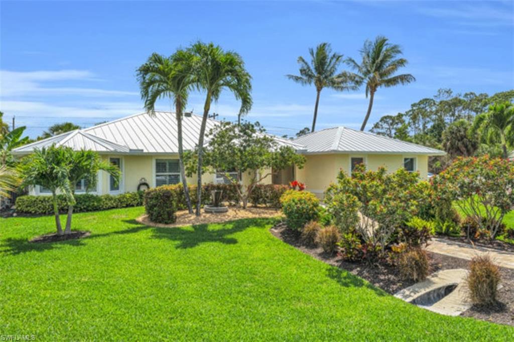 WILLOUGHBY ACRES - Residential