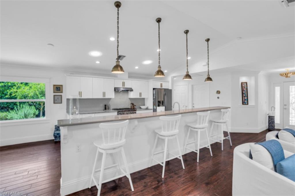 WILLOUGHBY ACRES - Residential