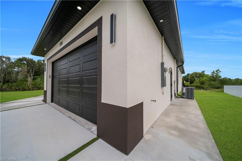 LEHIGH ACRES - Residential