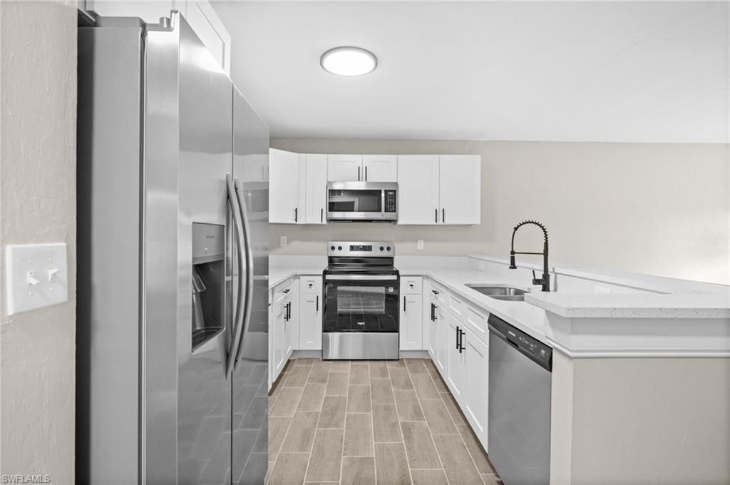 LEHIGH ESTATES - Residential Income