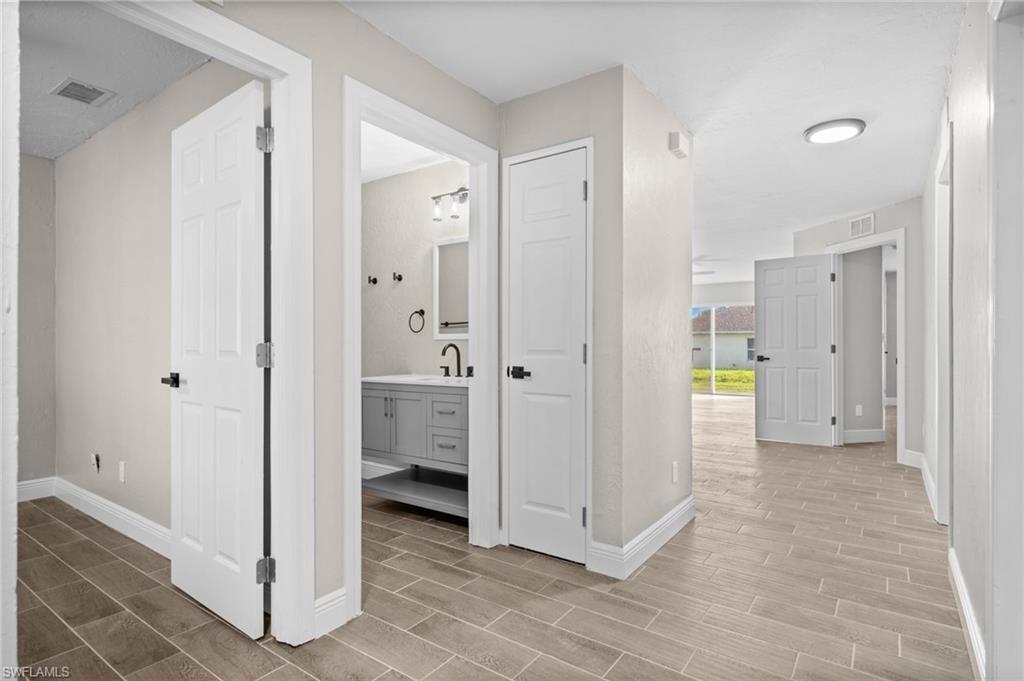 LEHIGH ESTATES - Residential Income