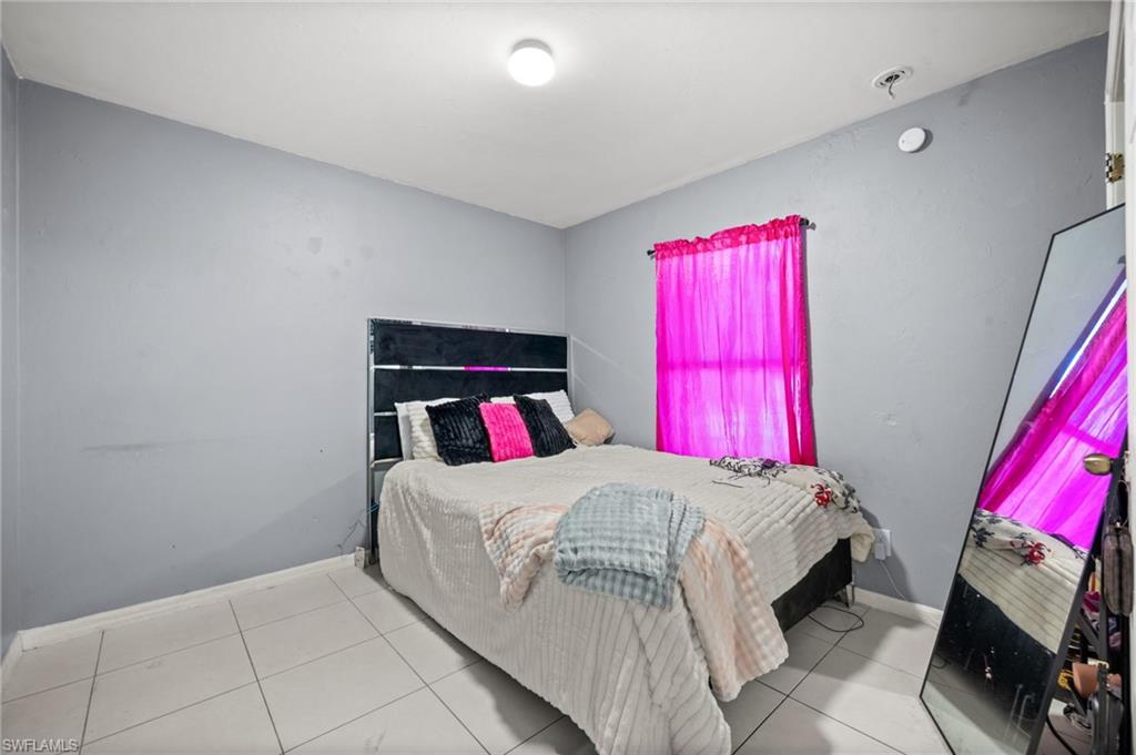 LEHIGH ESTATES - Residential Income