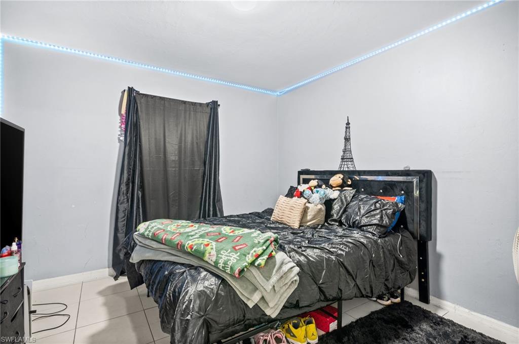 LEHIGH ESTATES - Residential Income