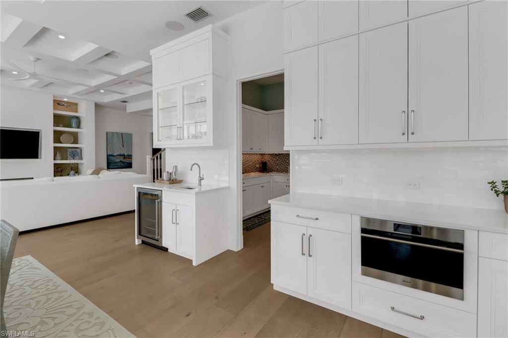 ROYAL HARBOR - Residential