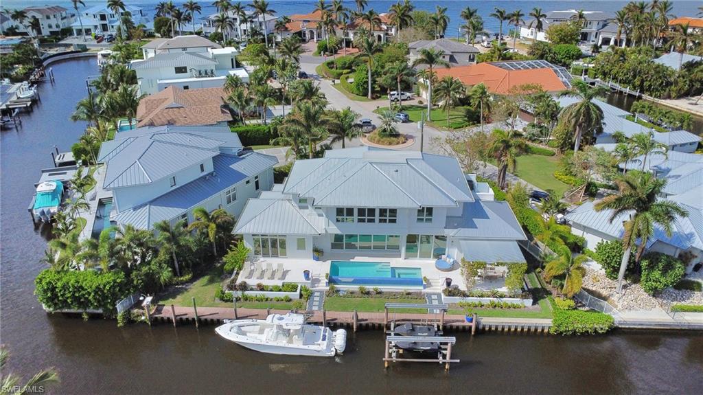 ROYAL HARBOR - Residential