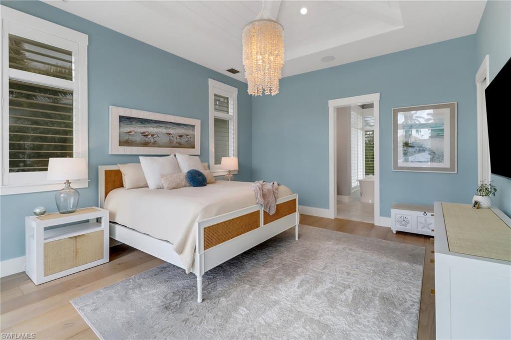 ROYAL HARBOR - Residential