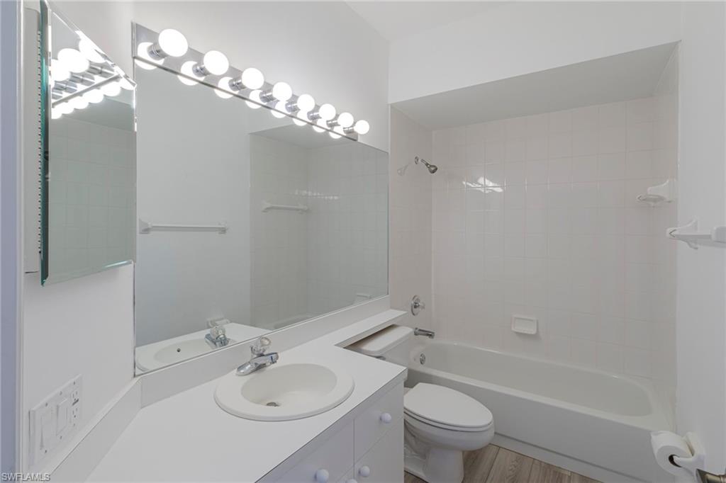 FALCONS GLEN - Residential