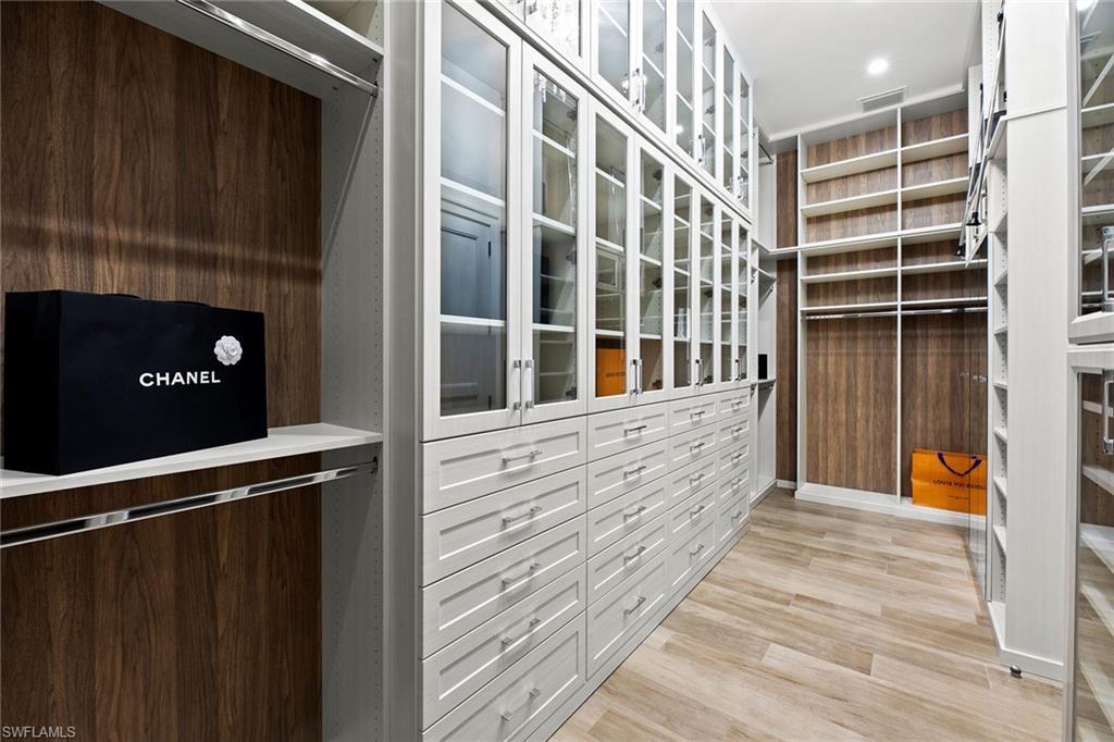 QUAIL WEST - Residential