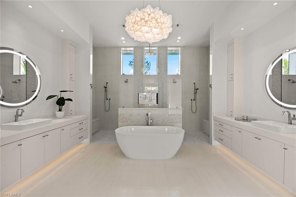 QUAIL WEST - Residential