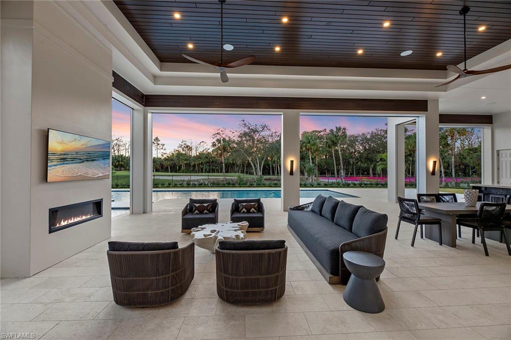 QUAIL WEST - Residential