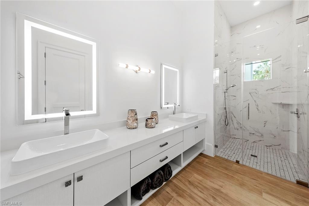 QUAIL WEST - Residential