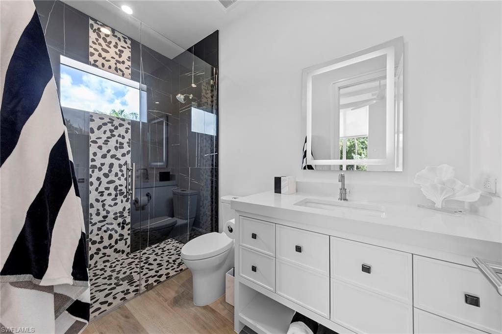 QUAIL WEST - Residential