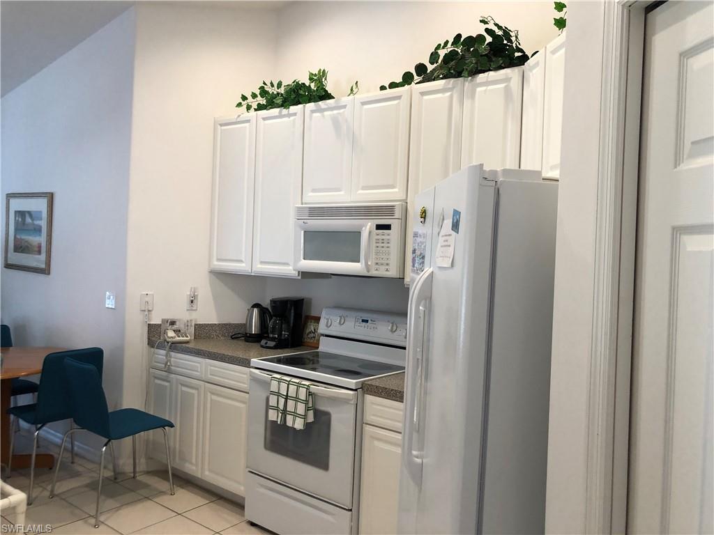 STERLING LAKES II - Residential Lease