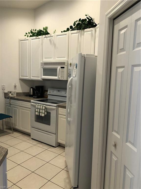 STERLING LAKES II - Residential Lease