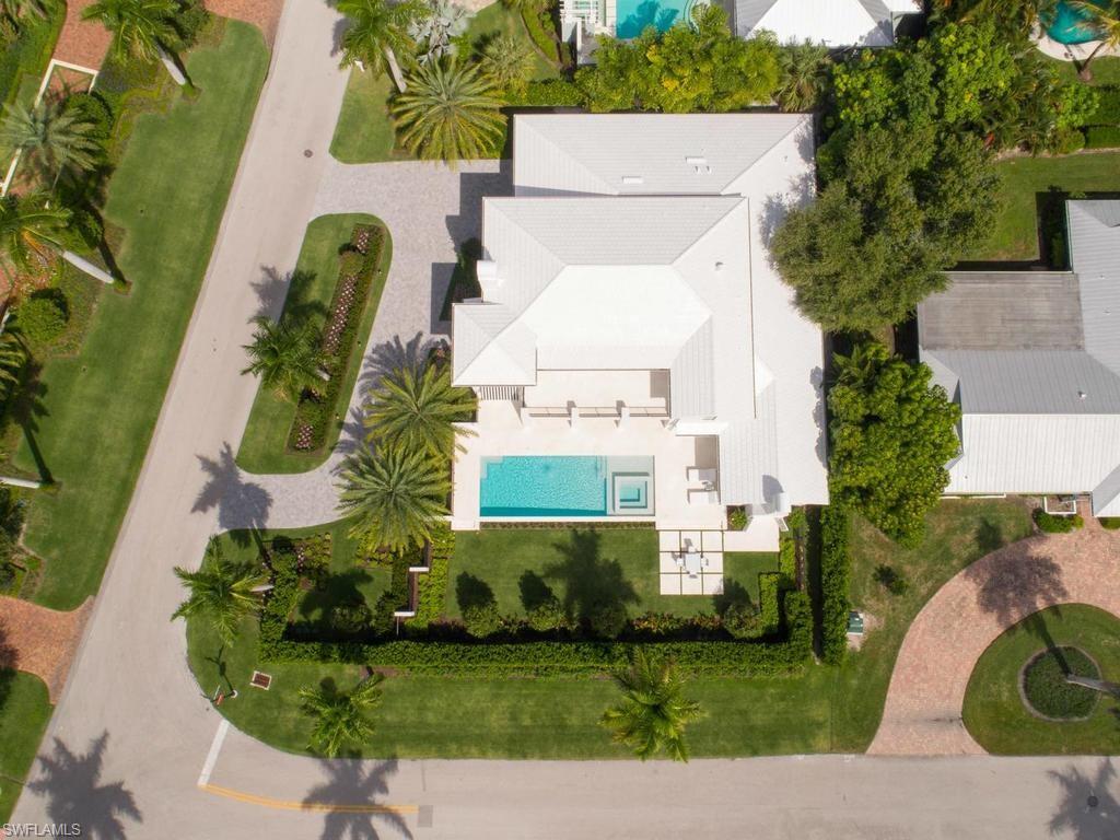 MOORINGS - Residential