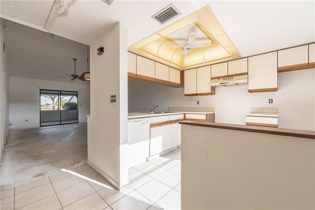PATIO VILLAS OF CAPE CORAL - Residential