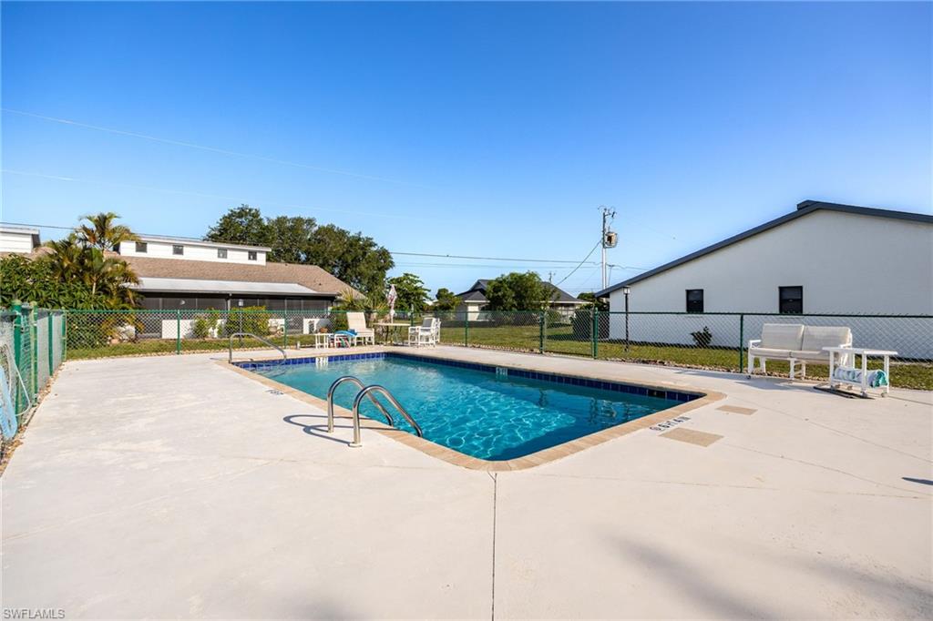 PATIO VILLAS OF CAPE CORAL - Residential