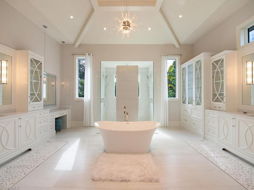 PELICAN BAY WOODS - Residential