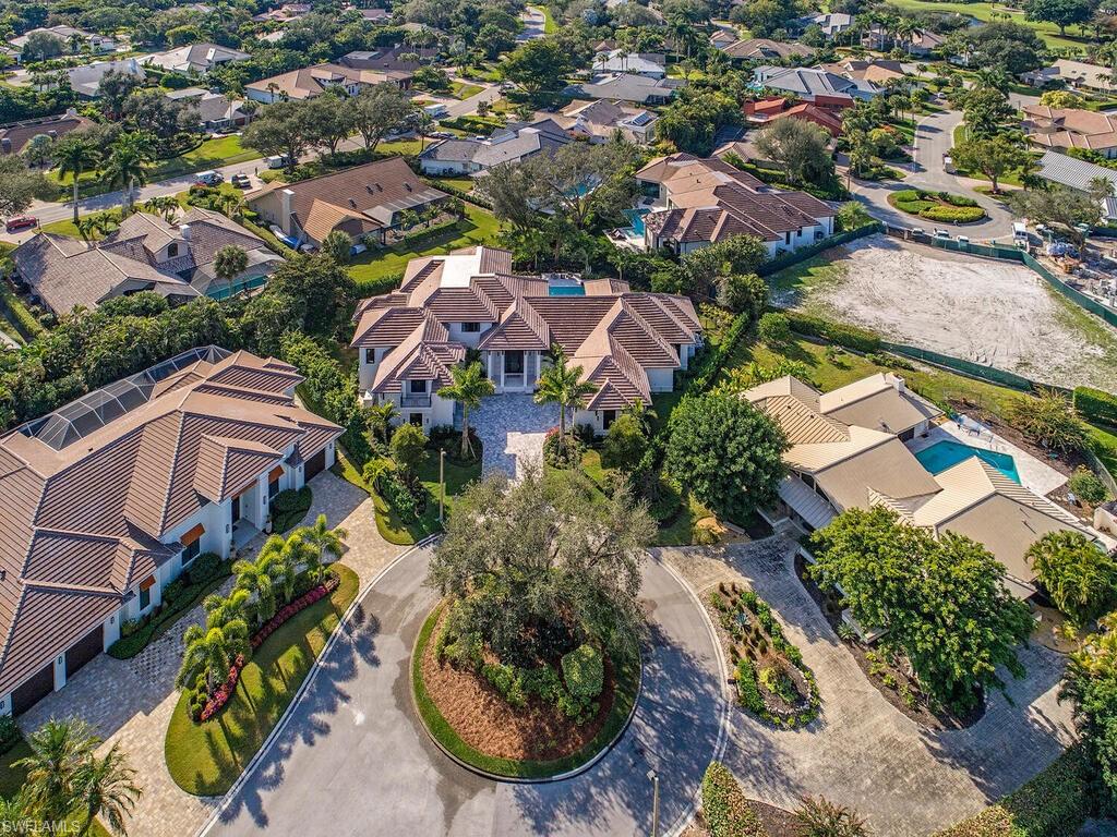 PELICAN BAY WOODS - Residential