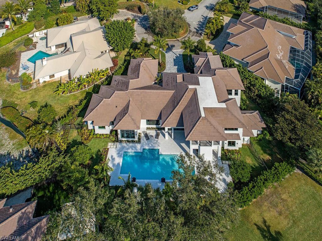 PELICAN BAY WOODS - Residential