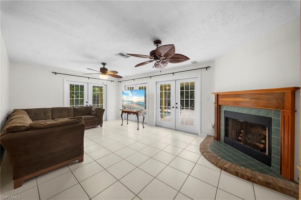 Fort Myers Villas - Residential